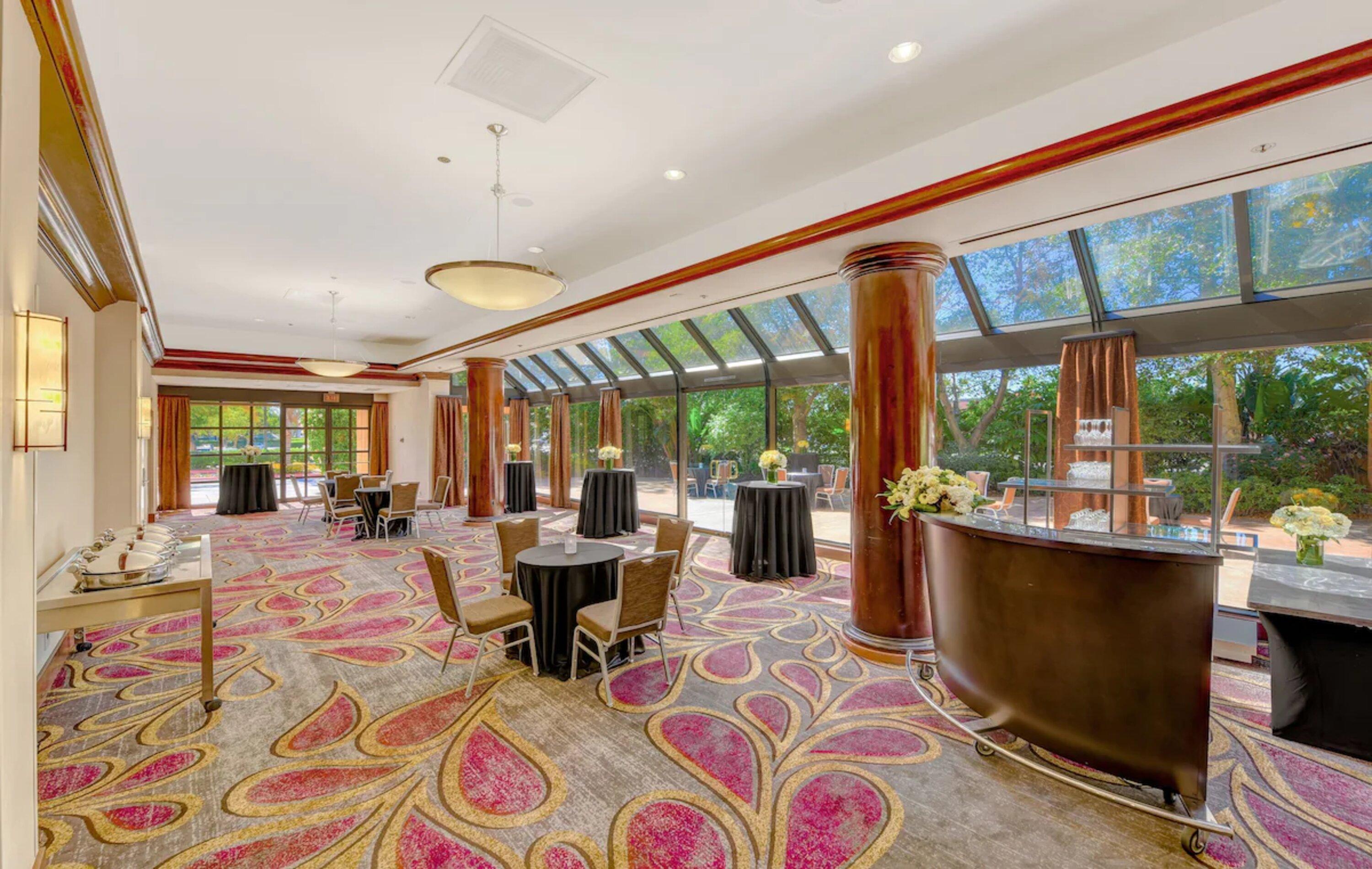 Hotel Fera Anaheim, A Doubletree By Hilton Orange Exterior photo