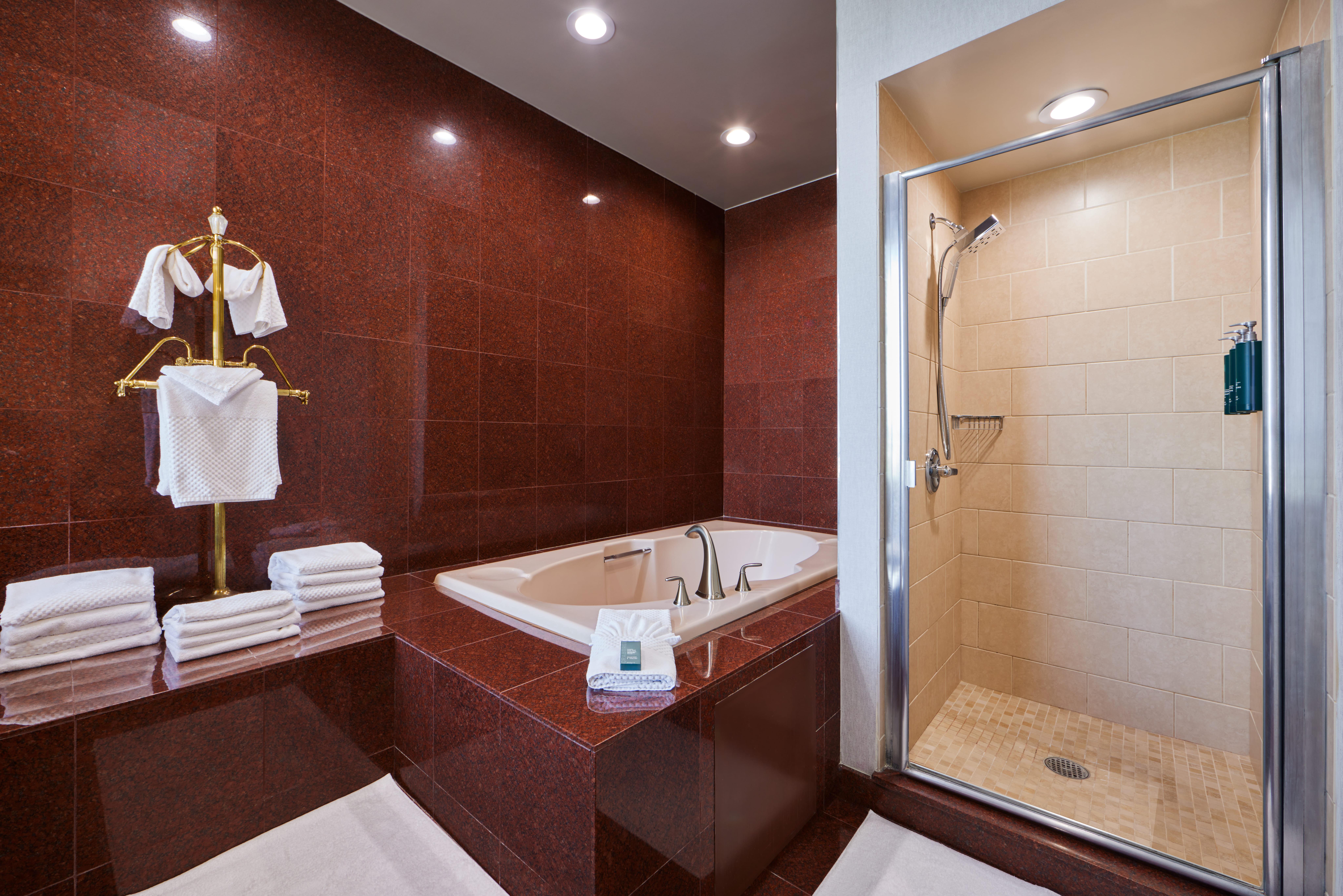 Hotel Fera Anaheim, A Doubletree By Hilton Orange Exterior photo